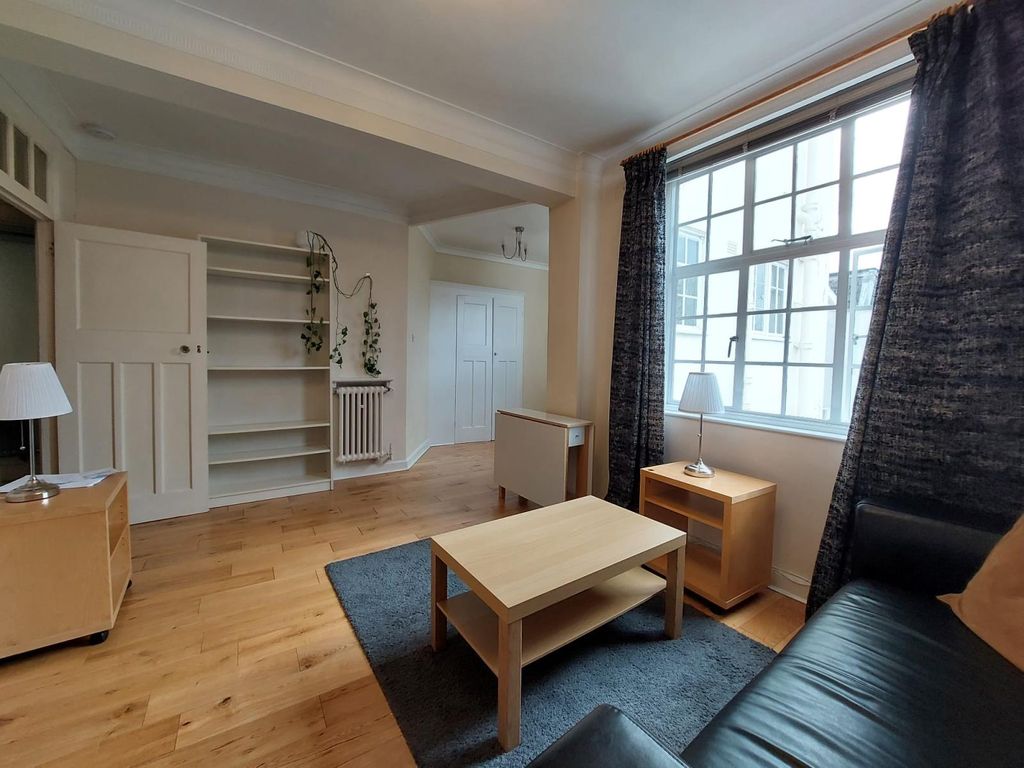 Property photo 2 of 7