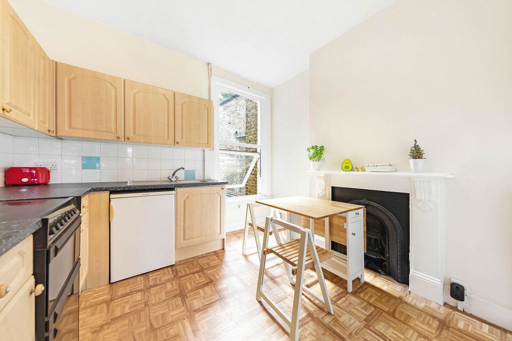 Property photo 2 of 5