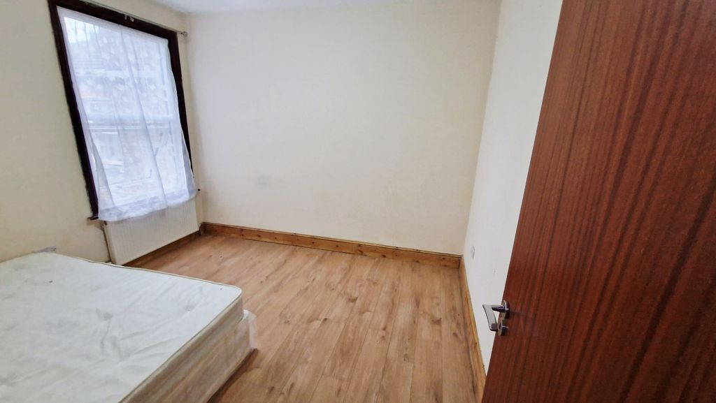 Property photo 2 of 2