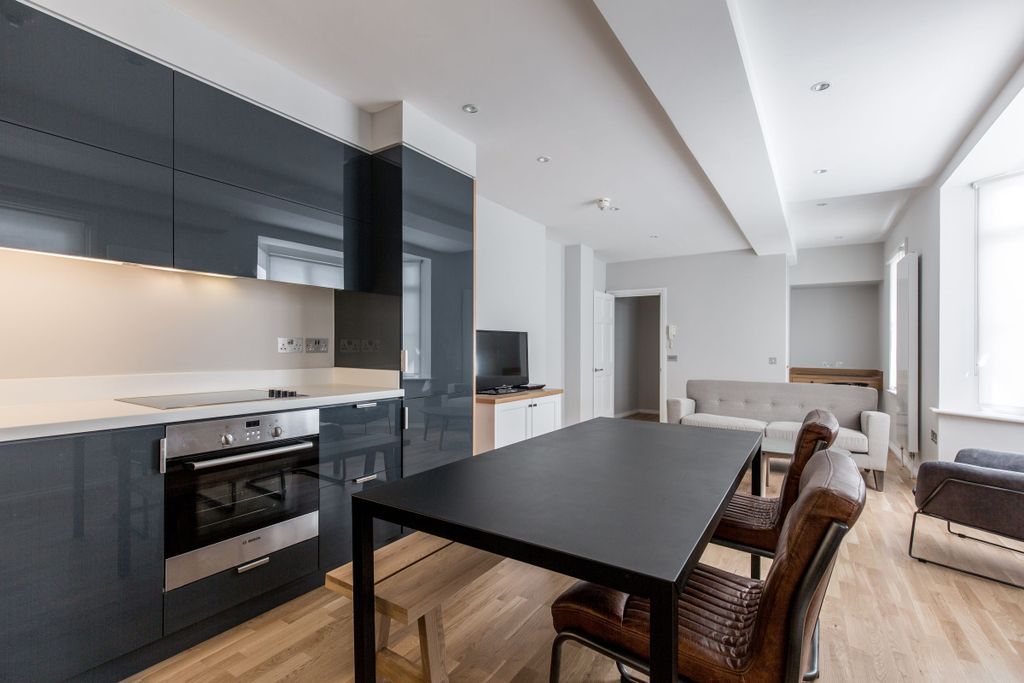 Property photo 1 of 31 Kitchen