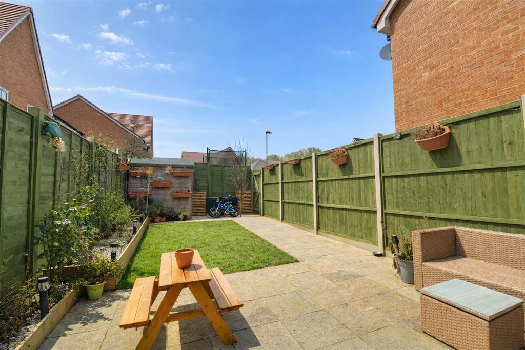 Property photo 1 of 19 Rear
