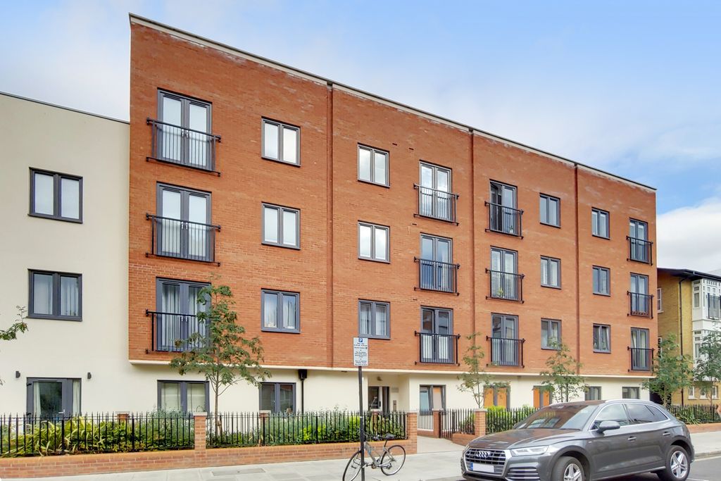 Property photo 2 of 16 Photo 21