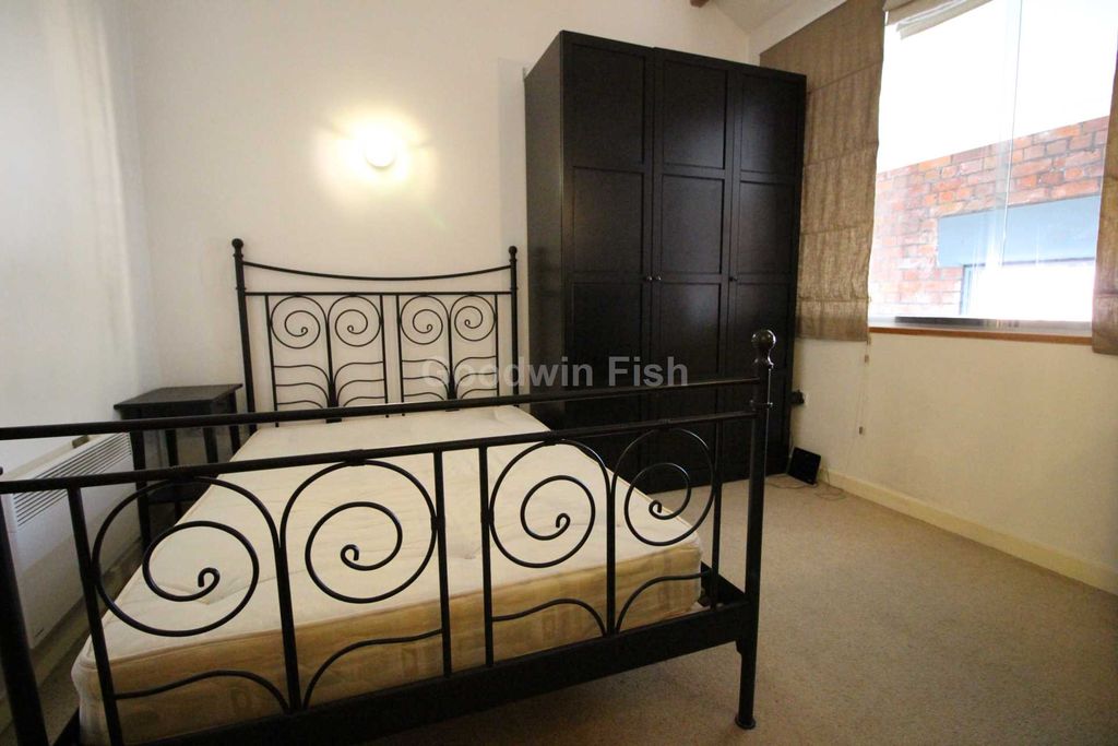 Property photo 3 of 20
