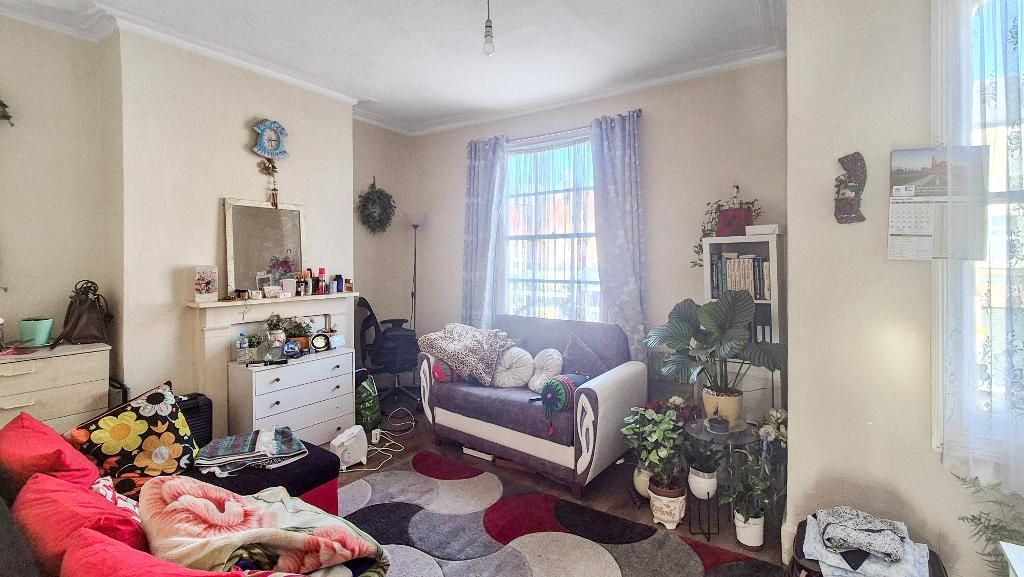 Property photo 2 of 5 Photo 2