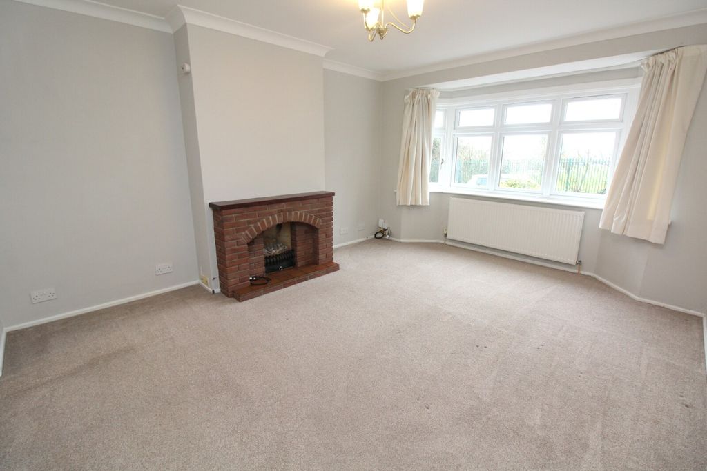 Property photo 3 of 22 Lounge View 2