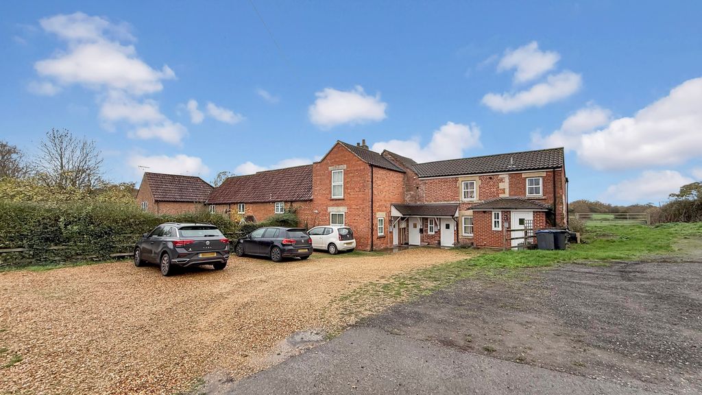 Property photo 1 of 9 Image00003