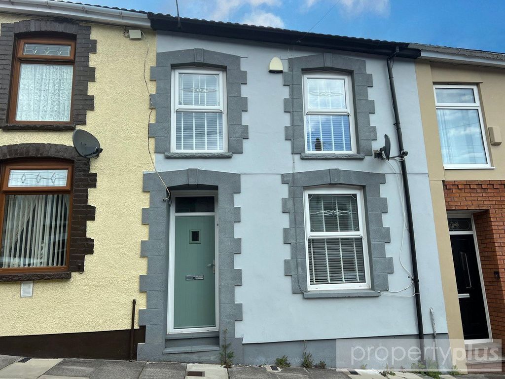 Property photo 1 of 16 Picture No. 02