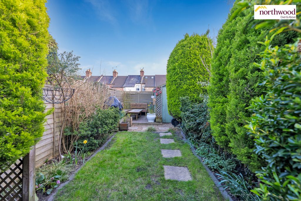 Property photo 2 of 16
