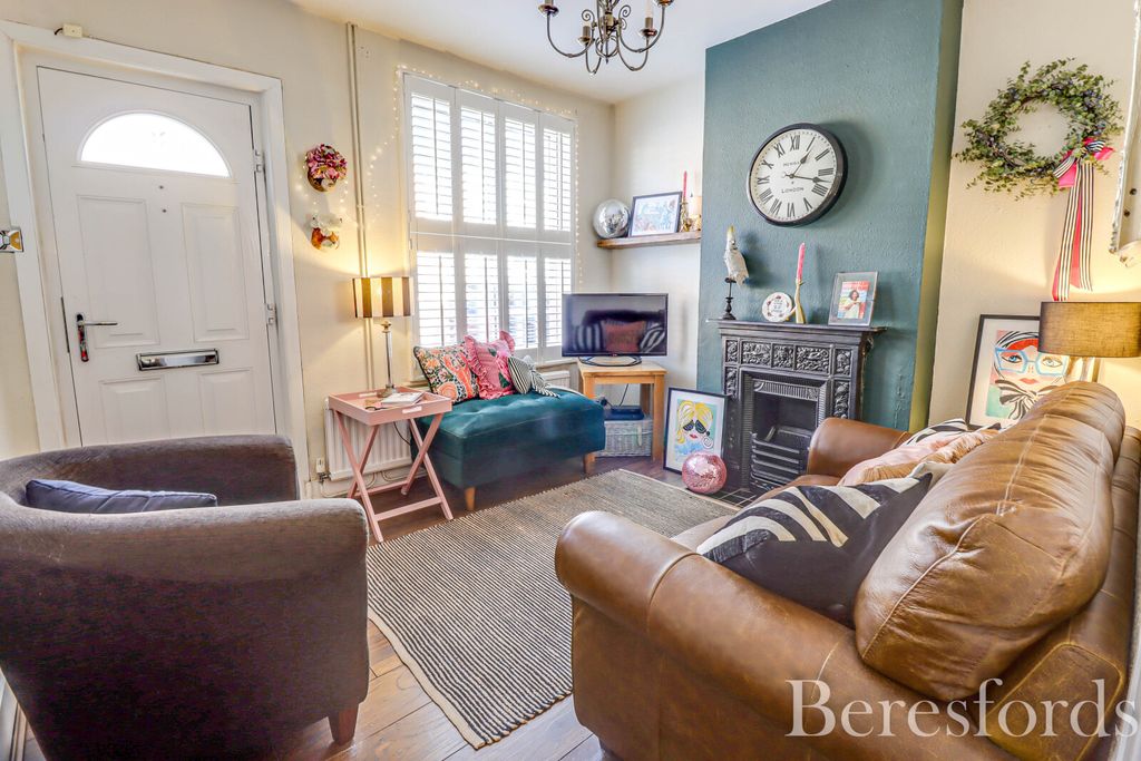 Property photo 2 of 16 Picture No. 14