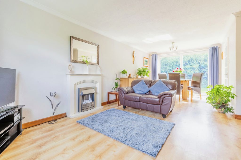 Property photo 3 of 17 Photography