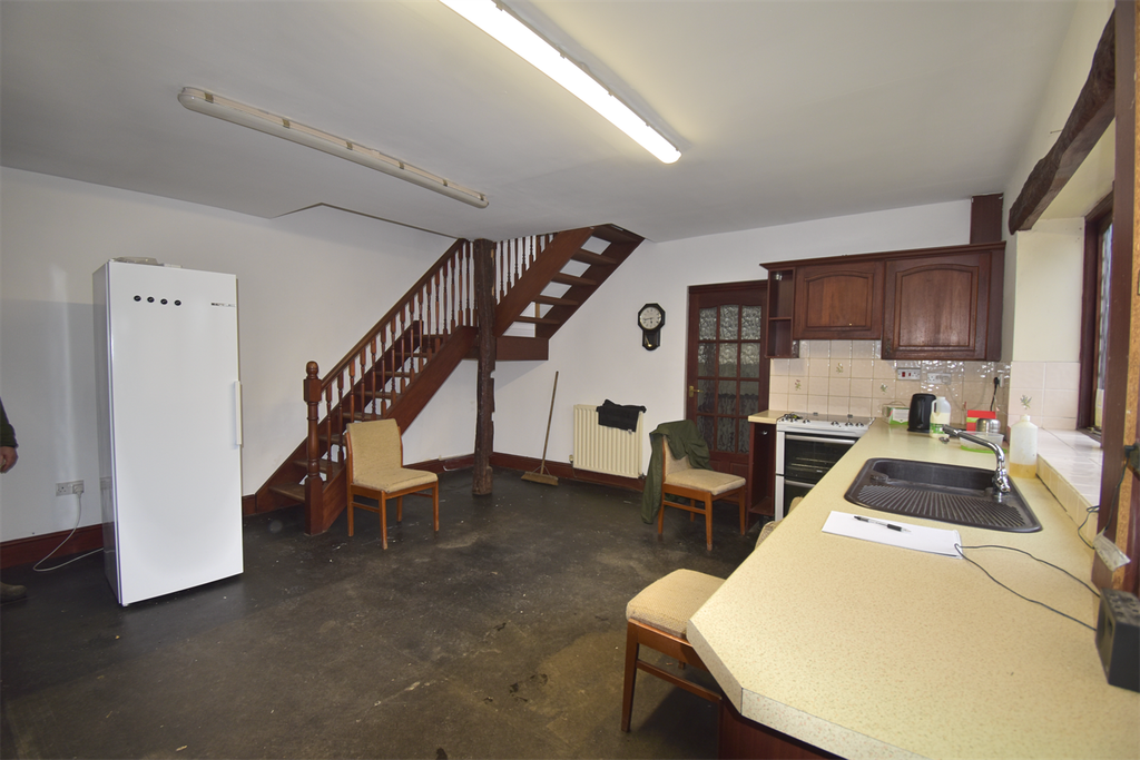 Property photo 3 of 17 Fitted Dining Kitchen