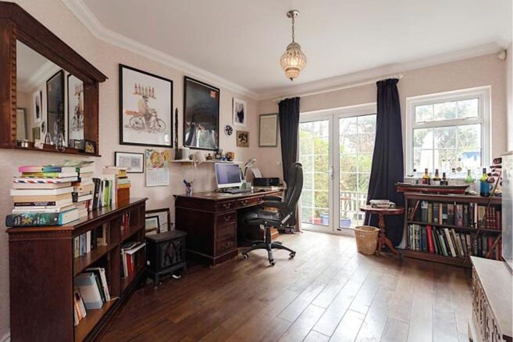 Property photo 2 of 14