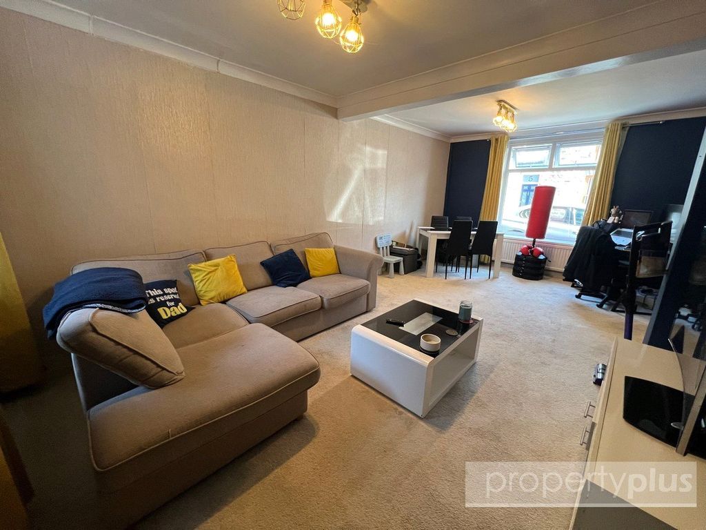 Property photo 2 of 12 Picture No. 06