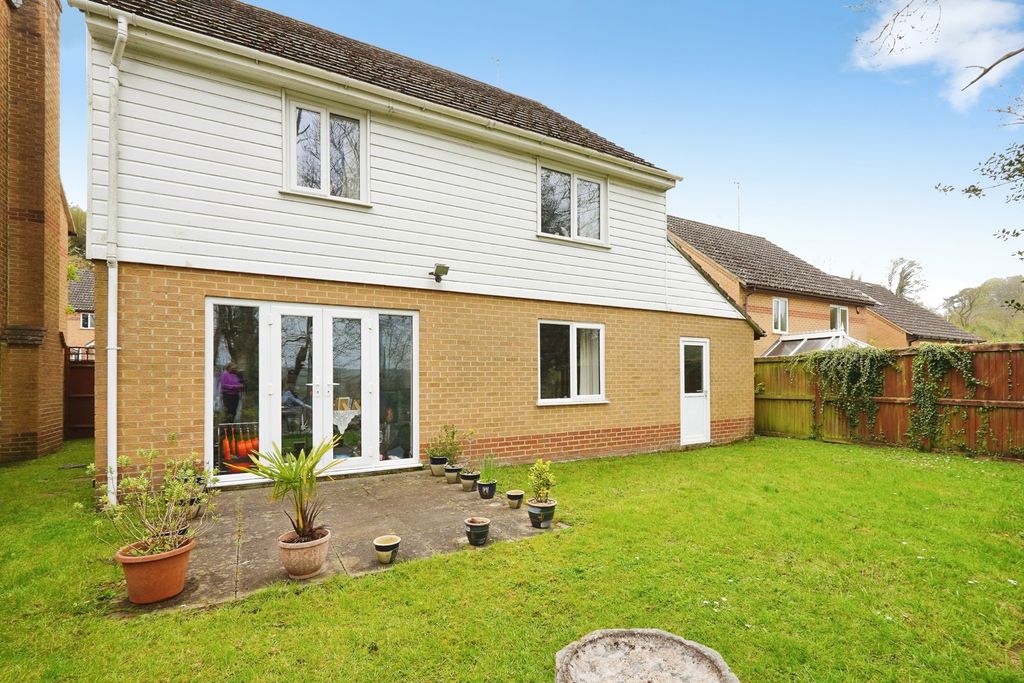 Property photo 3 of 26 Pbox-Img.Jpg