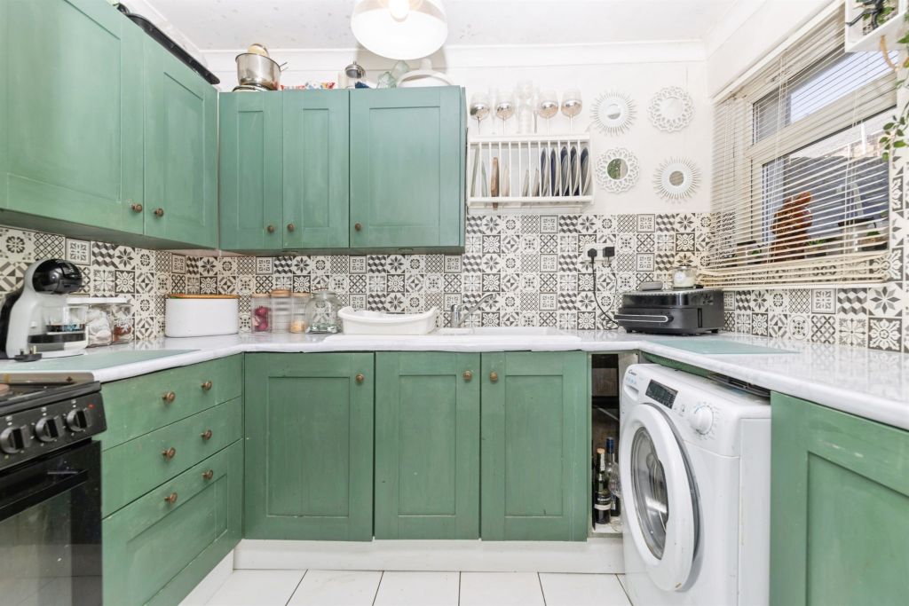 Property photo 2 of 14