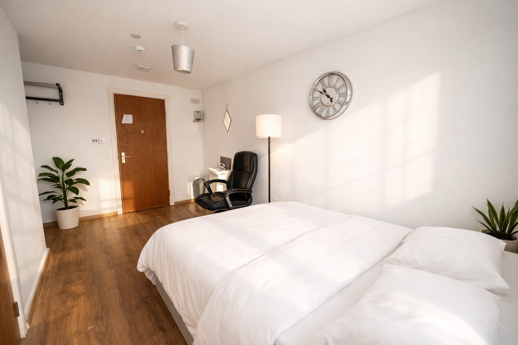 Property photo 3 of 6