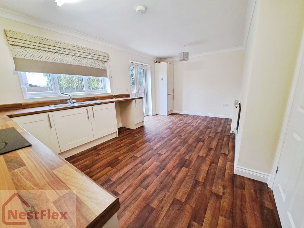 Property photo 2 of 20 156E12Fb-20251017_140744