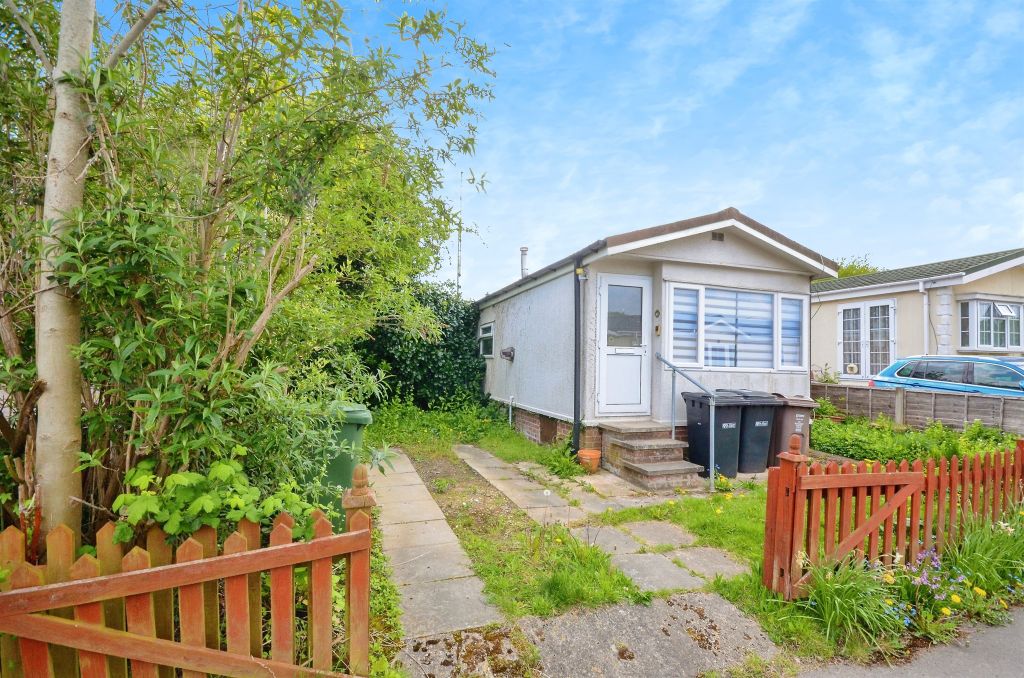 Property photo 1 of 14