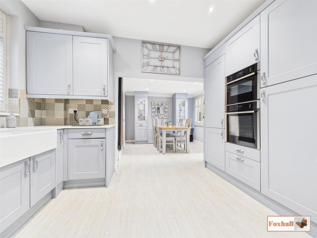 Property photo 1 of 28 Kitchen / Diner