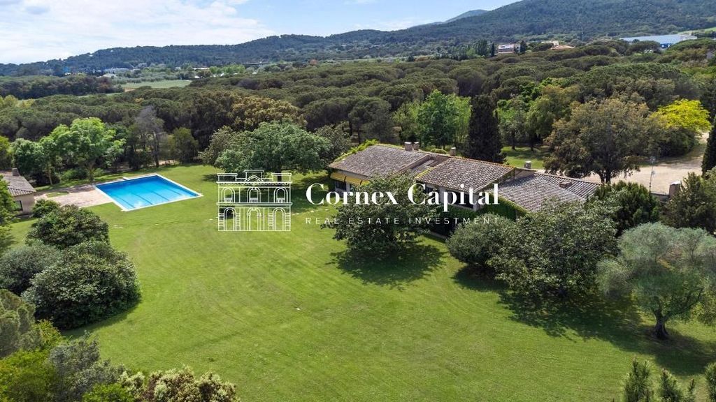 Property photo 2 of 101