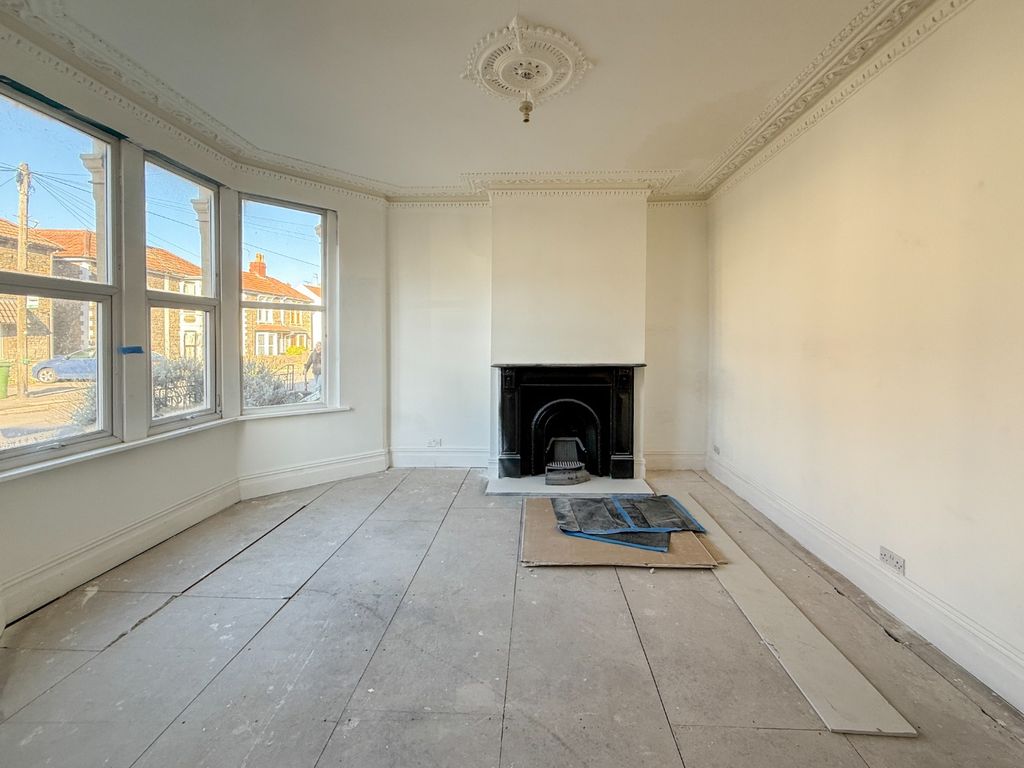 Property photo 2 of 20 4566913