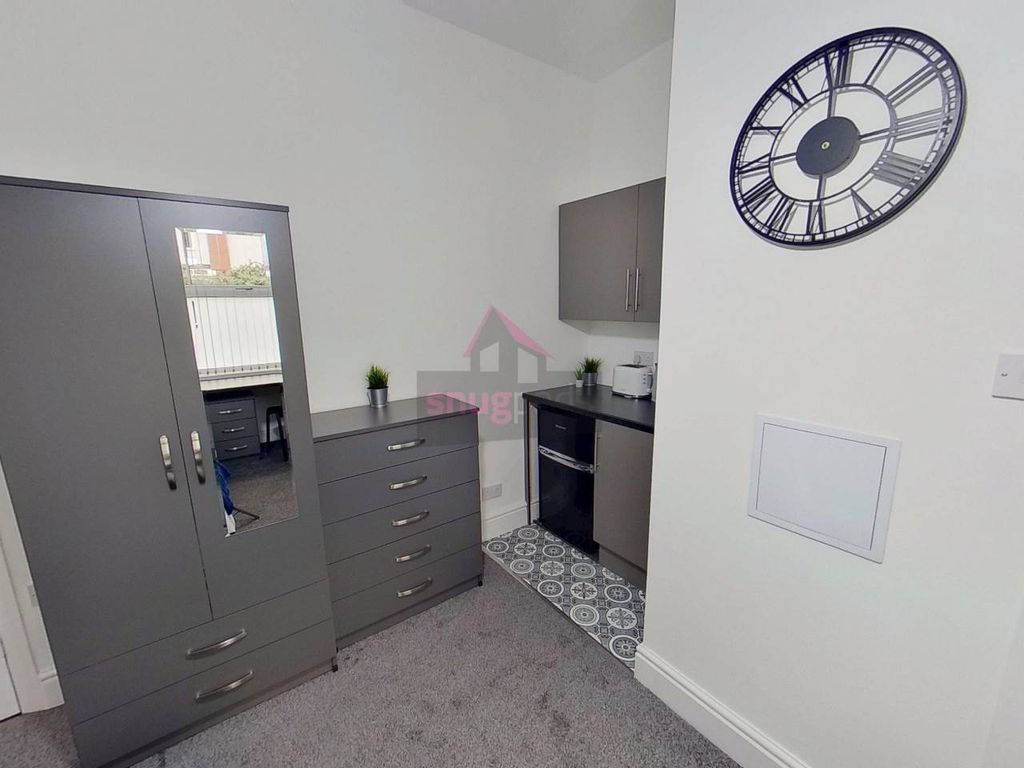 Property photo 3 of 10 R2c