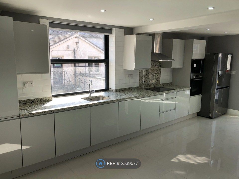 Property photo 1 of 7 Open Plan Kitchen