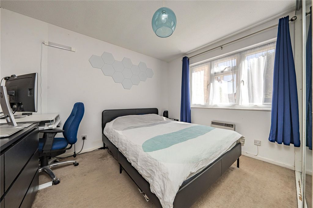 Property photo 3 of 12 Picture No. 11