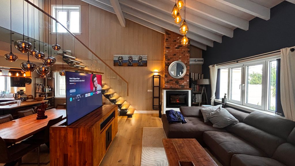 Property photo 3 of 16 1.Jpg