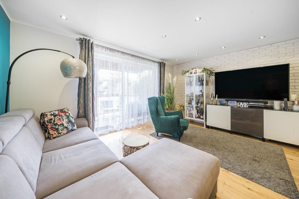 Property photo 3 of 21 Living Area