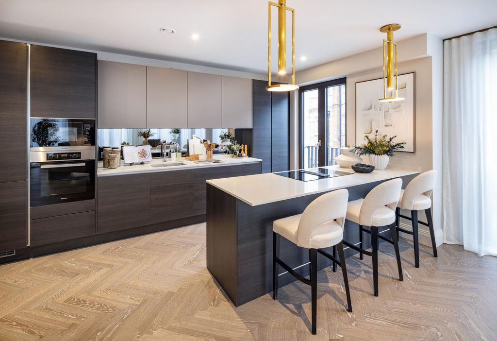 Property photo 3 of 17 Molyneux Flat 15_004.Jpg