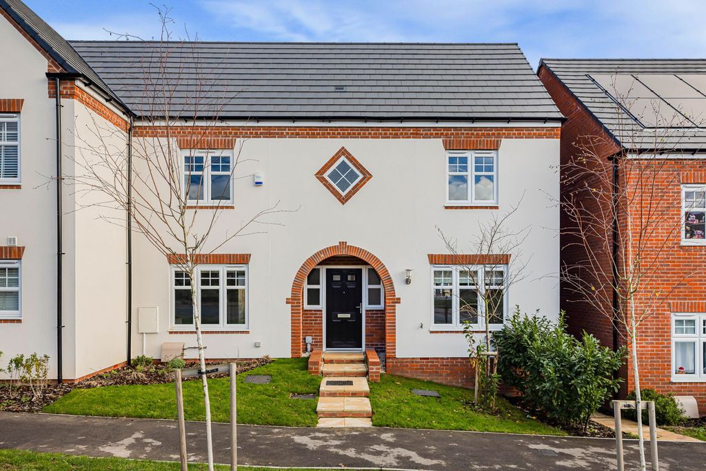 Property photo 1 of 30