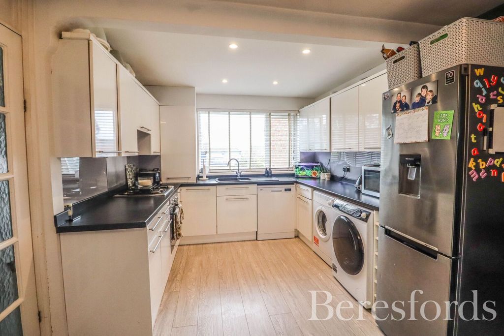 Property photo 3 of 15 Picture No. 09