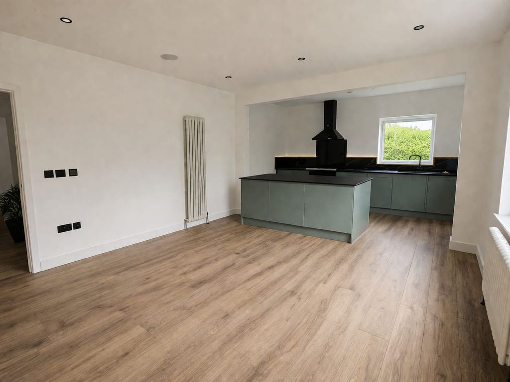 Property photo 2 of 8 Living Room