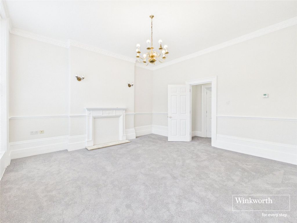 Property photo 2 of 11 Picture No. 16