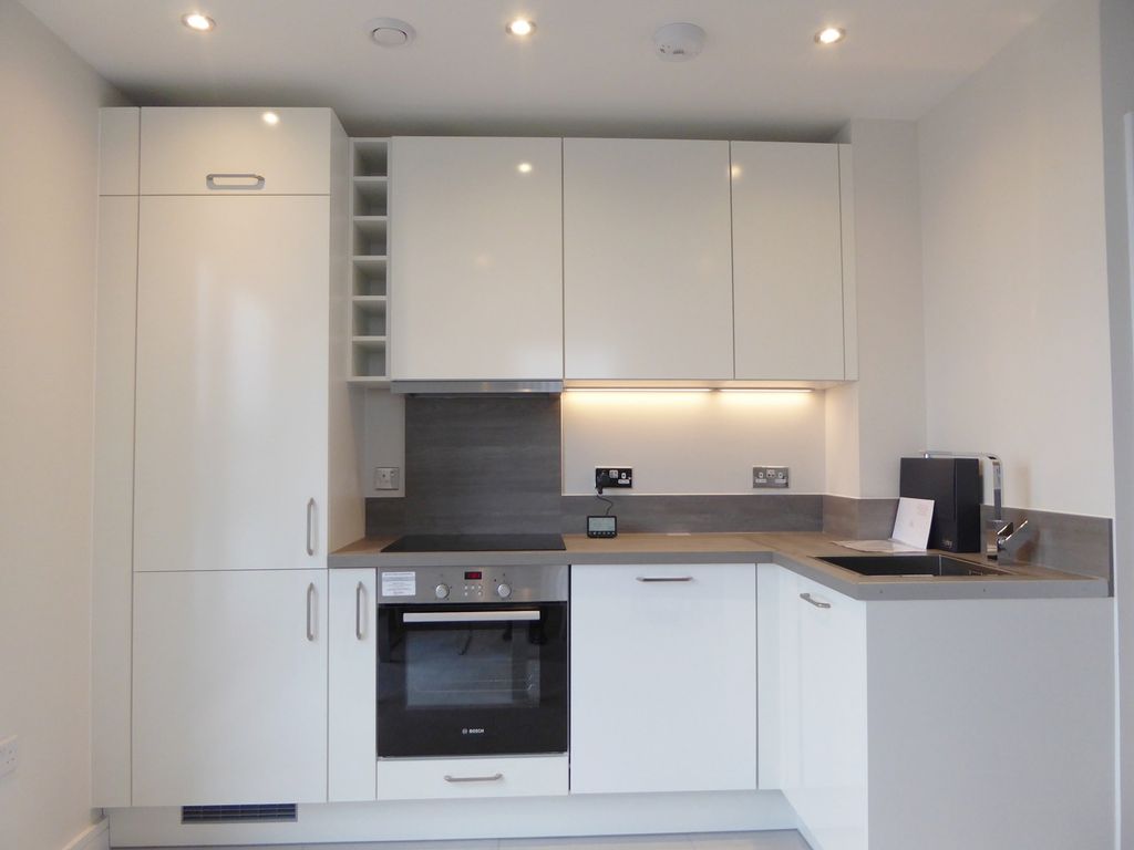 Property photo 3 of 5 Kitchen