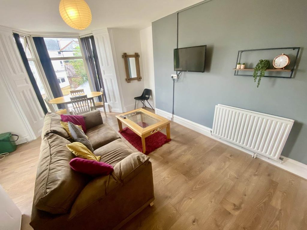 Property photo 2 of 15 Img_8046