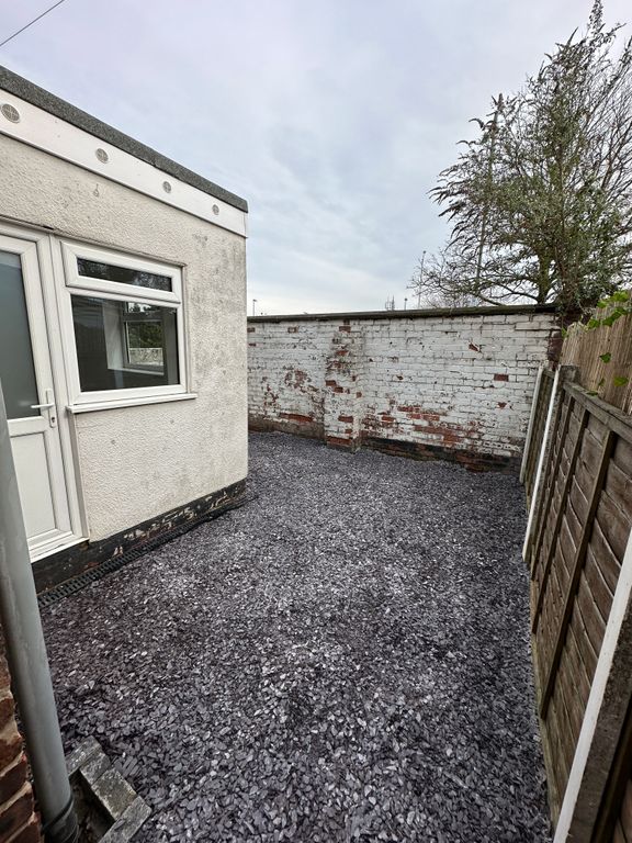 Property photo 2 of 17 Photo 1