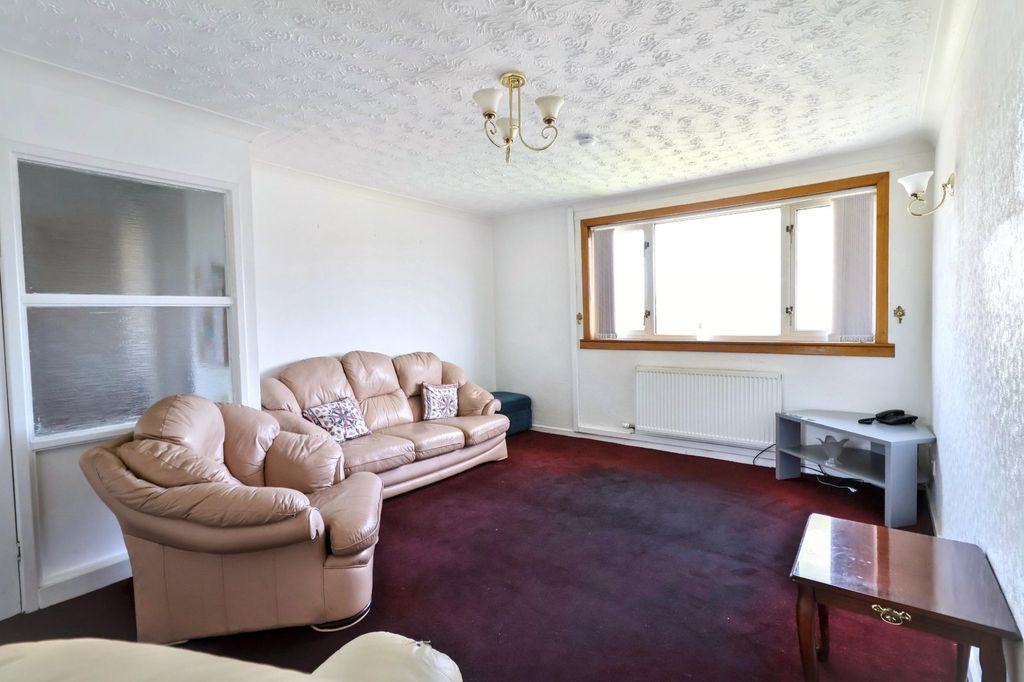 Property photo 2 of 13 Picture No. 09