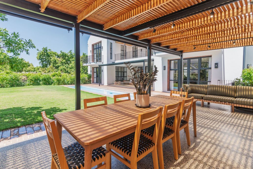 Property photo 3 of 53 Kw1721038