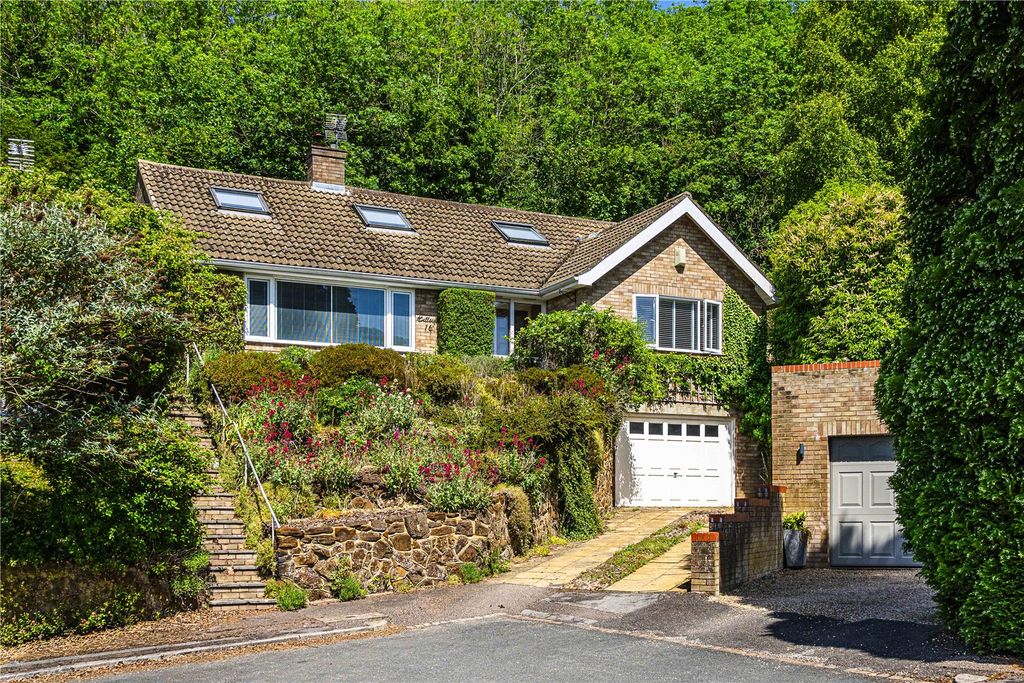 Property photo 1 of 33 Picture No. 61