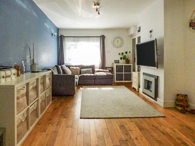 Property photo 3 of 11 P1100725.Jpg