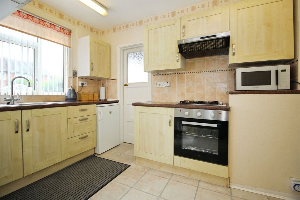 Property photo 2 of 15