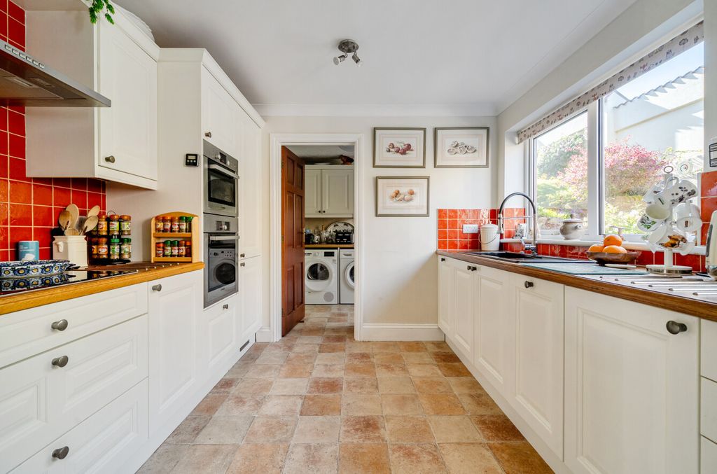 Additional image 7 of 4 bed detached house for saleBarcombe Heights, Preston, Paignton, Devon TQ3