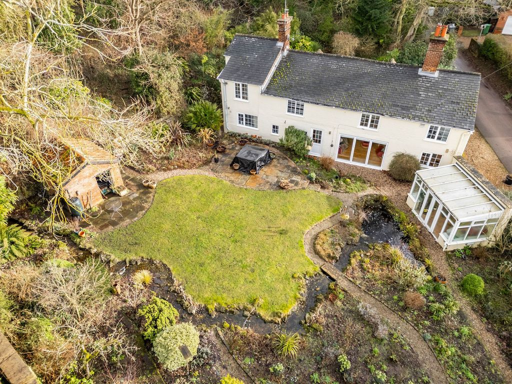 Property photo 2 of 26