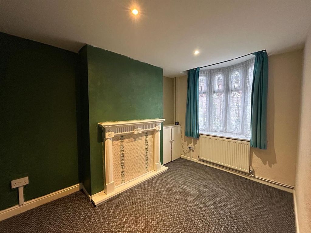 Property photo 3 of 13 Img-20251215-Wa0012.Jpg