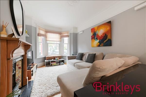 Property photo 3 of 15 Photo