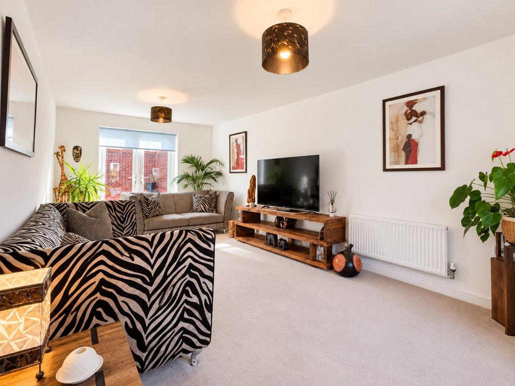 Property photo 3 of 17 5562473