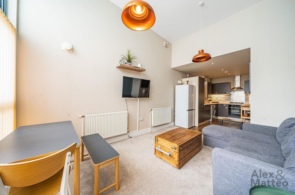 Property photo 1 of 8 Corelli Court