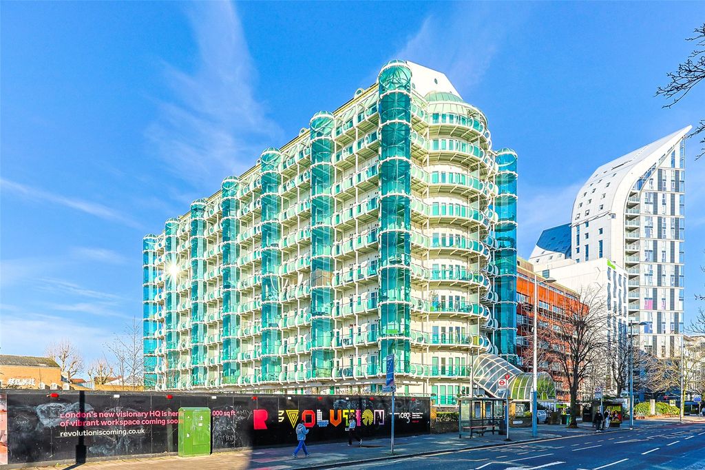 Property photo 1 of 17 Picture No. 20